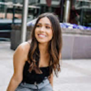 Meet your Posher, Abi